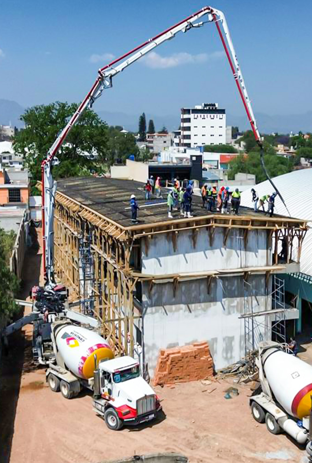 Bombeo de concreto profesional para proyectos de construcción